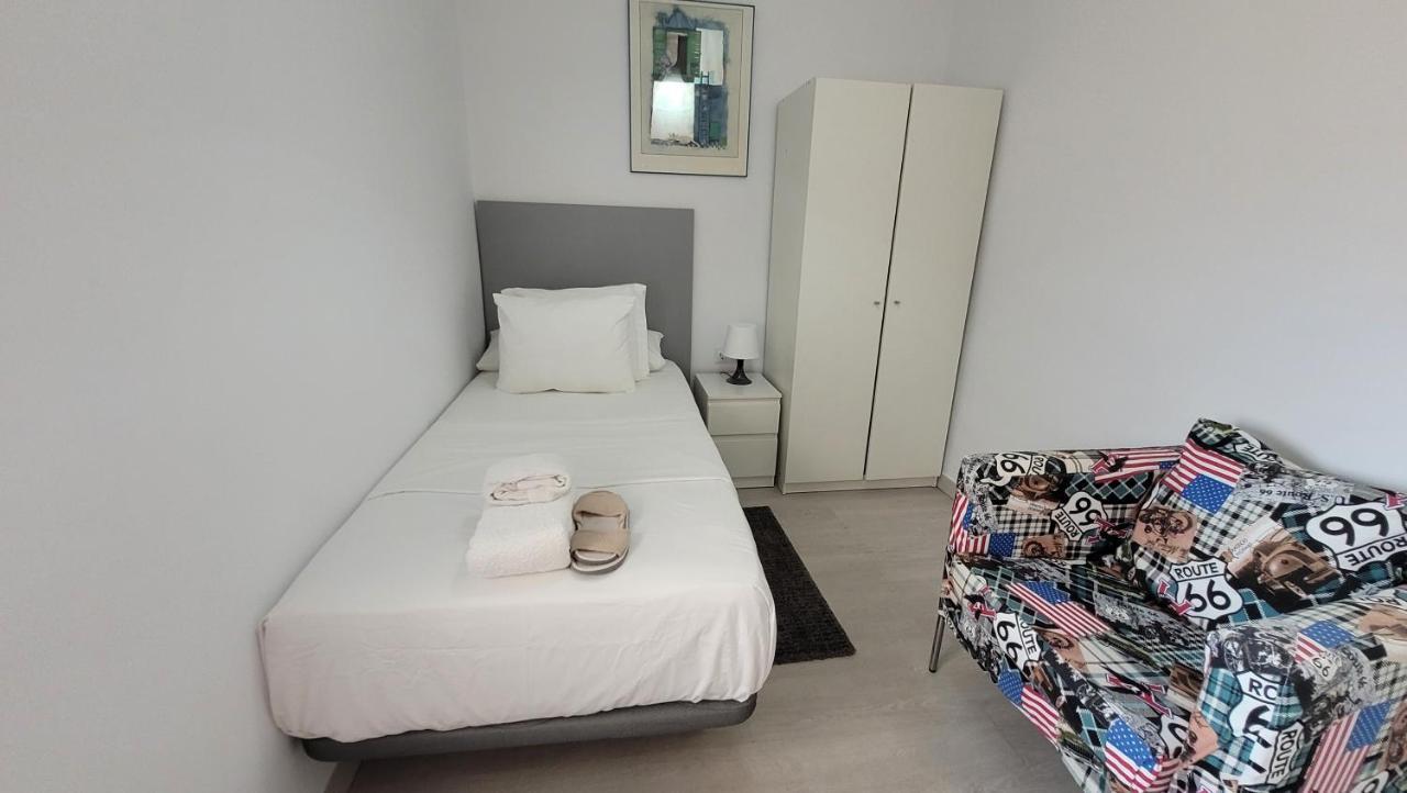 Apartaments B O D Collblanc L'Hospitalet de Llobregat Luaran gambar