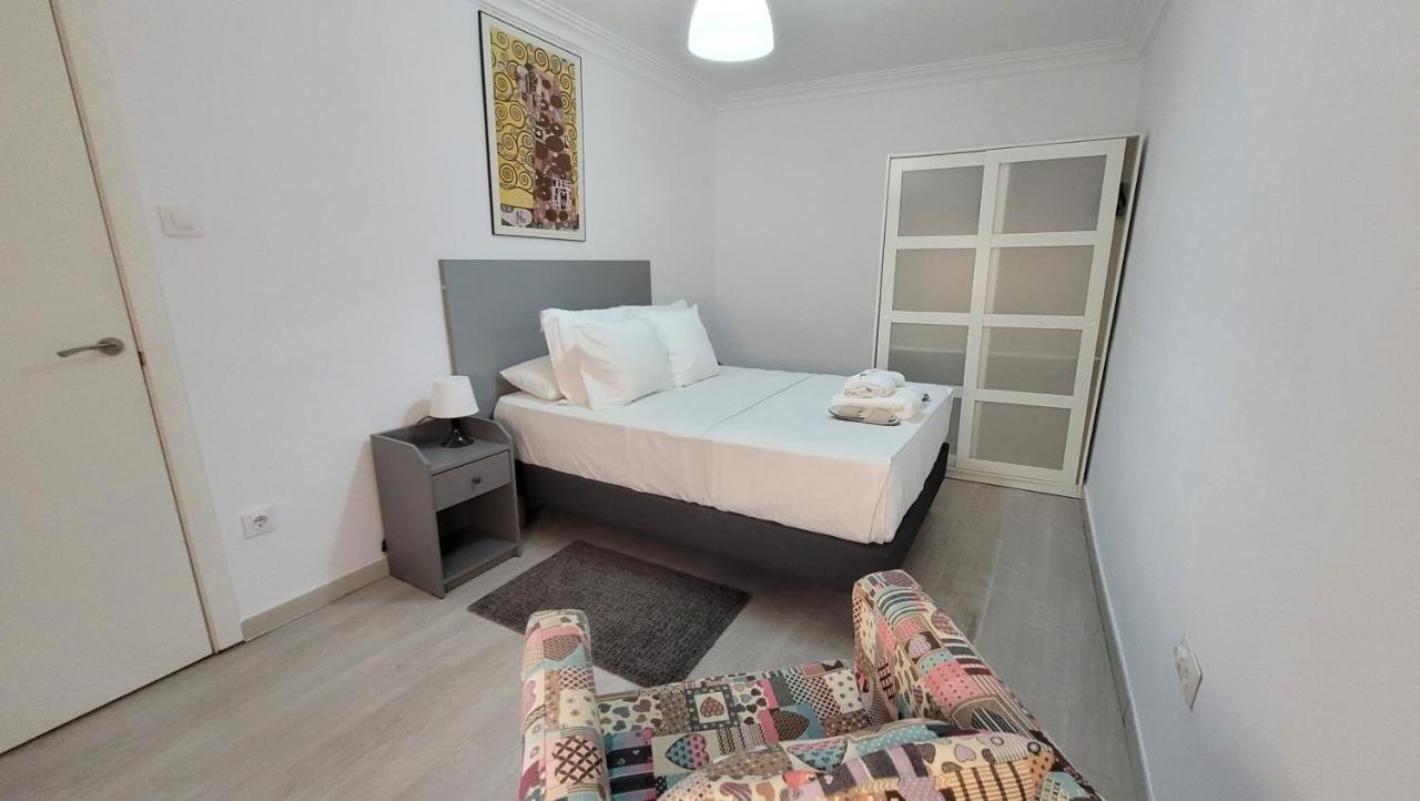 Apartaments B O D Collblanc L'Hospitalet de Llobregat Luaran gambar